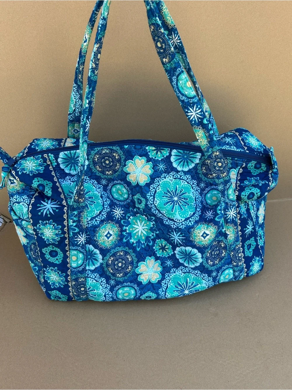 Vera Bradley Duffel Bag Quilted Medium Travel weekender Blue Floral Medallion
